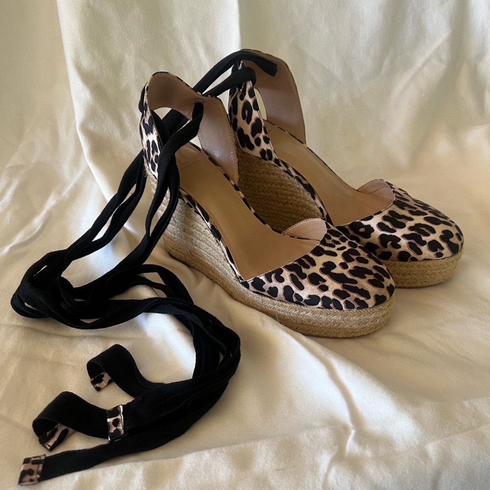 Platform heels tiger print